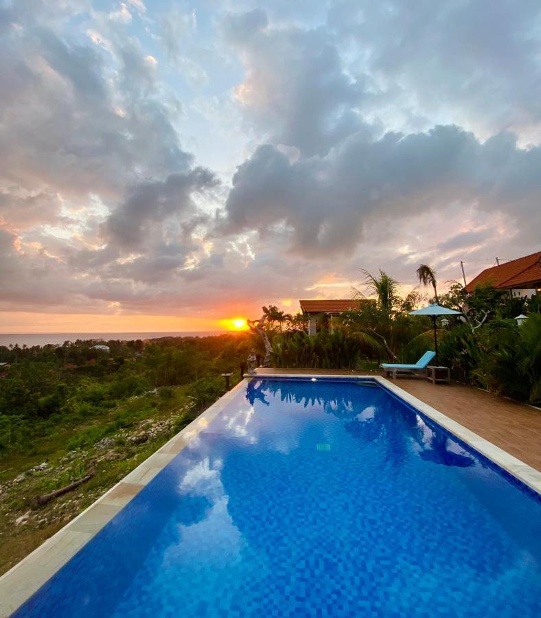 Gara Gara Sea View Hotel Batununggul Eksteriør billede