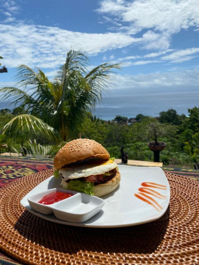 Gara Gara Sea View Hotel Batununggul Eksteriør billede
